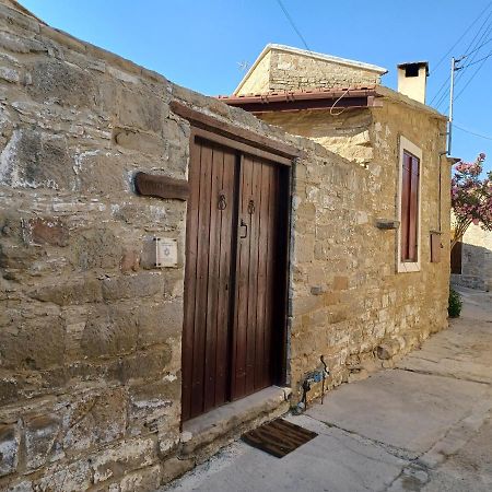 Ferienwohnung Niovi House Tochni Exterior foto