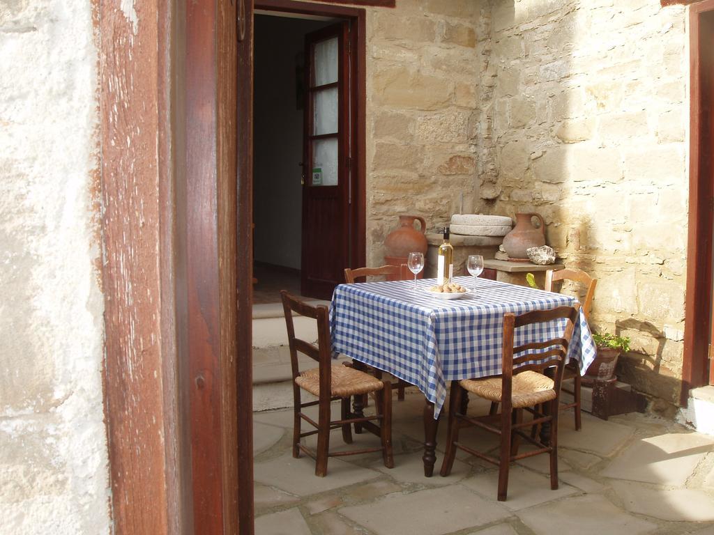 Ferienwohnung Niovi House Tochni Exterior foto